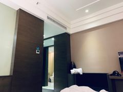 -东方帝景假日酒店