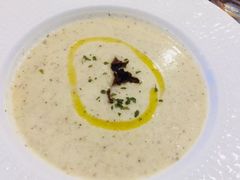 牛肝菌蘑菇浓汤-CRAZYONES西班牙海鲜饭(上海美罗城店)