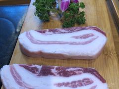 -唯成•韩国炭火烤肉 유성고기