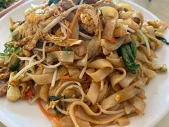 瘦肉鸡蛋炒河粉-覃记海鲜美食餐厅