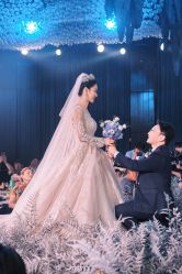 -Flora婚纱礼服定制租赁店