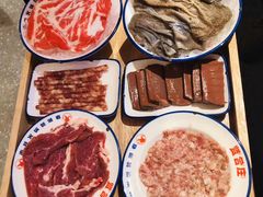 -贤合庄卤味火锅(时代广场店)