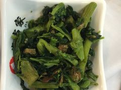 -鹏城人家海鲜酒家·23年老字号(较场尾店)