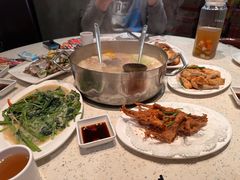 -肥仔文澳门猪骨煲(南京西路店)
