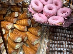 草莓甜甜圈-山崎面包(静安久光店)