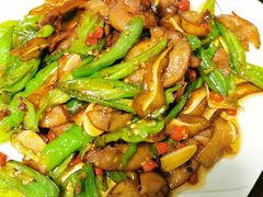 炒猪脸猪耳-吃货私房菜(丽江束河古镇店)