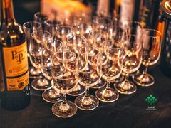 -青岛海尔洲际酒店