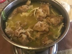 酸滋滋肥羊-意卡菲·欢乐聚会餐厅(华侨店)