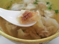 -周震馄饨