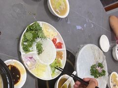 -官塘陈记鱼生·潮汕砂锅粥·牛肉火锅(潮枫路总店)