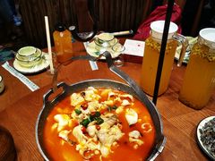 干锅牛蛙-老滇山寨•云南特色菜•地方菜•民族风情歌舞表演(金碧店)