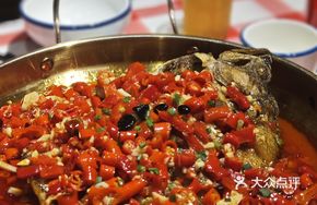 Oil-Infused Fresh Chili Sea Bass