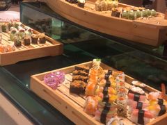 -荣誉国际酒店-云顶旋转餐厅