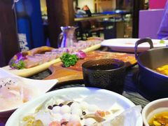 -热火朝天鲜切牛肉火锅(南强街巷店)