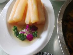 -鑫巴蜀小镇 · 水煮鱼专研店(玉桥店)
