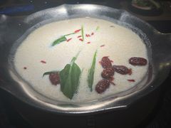 -湊湊火锅·茶憩(上海合生汇店)