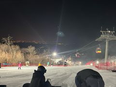 -中旅松花湖滑雪场