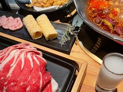 -湊湊火锅·茶憩(杭州湖滨银泰in77店)