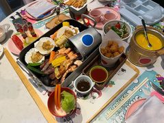 -水桶王国主题餐厅·聚会·生日派对·亲子活动·家庭套餐(亚龙湾希尔顿店)