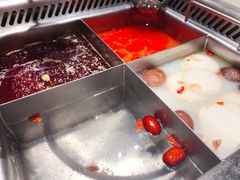 -海底捞火锅鲜切牛肉主题店(长寿路店)