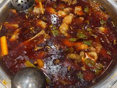 -肖肖酸萝卜鱼火锅(总店)