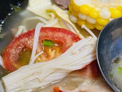 -乡土特色.冷锅鱼.牦牛肉汤锅