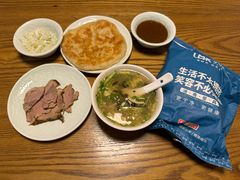 -李连贵酒家熏肉大饼(昆明街店)