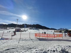 -丝绸之路山地度假区滑雪场