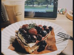 -black rainbow coffee