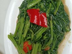 -肥仔文澳门猪骨煲(南京西路店)