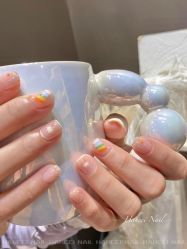 -花岐款式专研健康美甲沙龙