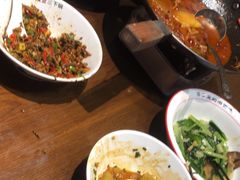 -富正毅三下锅(体育馆店)