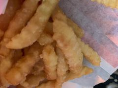 -必胜客(宝杨路宅急送店)