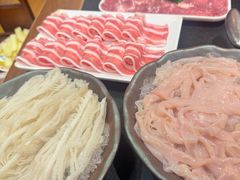 -沸炉重庆老火锅(军事博物馆店)