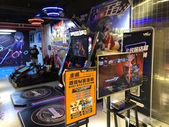 -VR+乐园·VR电竞·家庭亲子·密室逃脱·轰趴团建