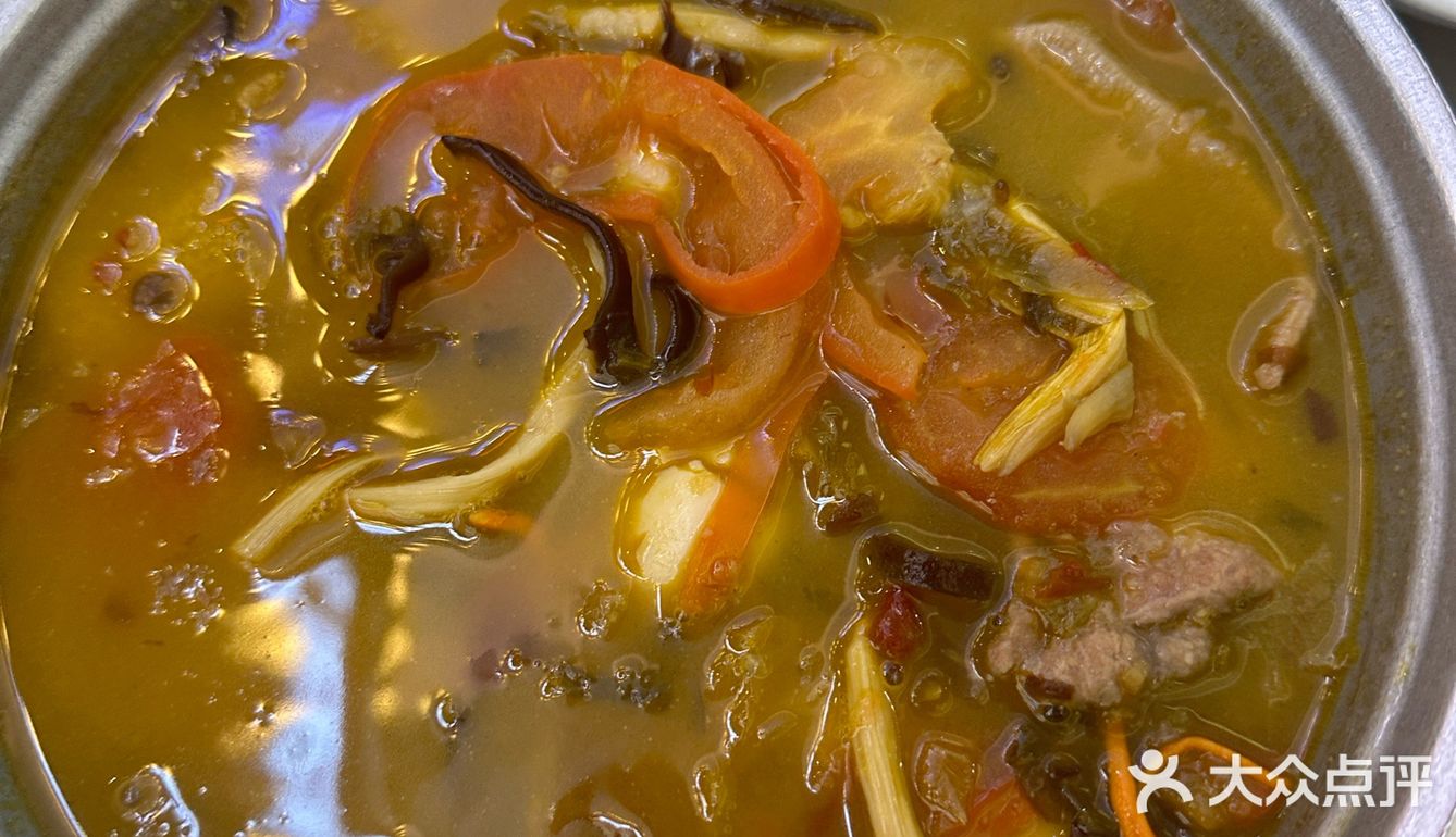 曾三鲜米线：口味鲜美，上餐速度迅猛，性价比超高的美味选择