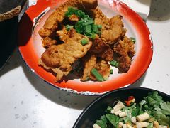 -钢管厂五区小郡肝串串香(奥克斯广场锦城万达店)