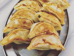 鲜肉韭菜煎饺-芬芳甜品(同福路店)