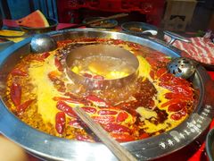 -谭鸭血老火锅(万象九宜城店)