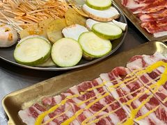 -胡悦里韩式烤肉(芝罘万达广场店)