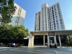 -上海虹桥祥源希尔顿酒店