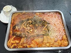 -在巷子里的烤肉店·螺蛳粉烤鱼·牛蛙(和美城店)