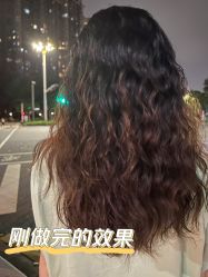 -首脑美发沙龙