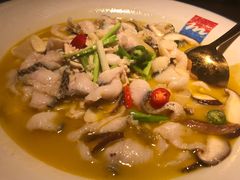 -蜜桃餐厅·伴山(湖滨商业街店)