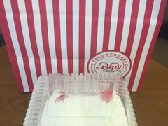 奶油小方-红宝石·鲜奶小方·海派西点房(莘庄龙之梦店)