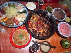 -周小明火锅(黑金冠社区店)