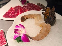 -左庭右院鲜牛肉火锅黑金店(陆家嘴中心店)