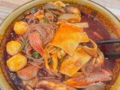麻辣米线-老字号杨坡红油米线腊汁肉夹馍(东四道巷店)