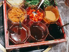 -禄婶鸡煲·打边炉