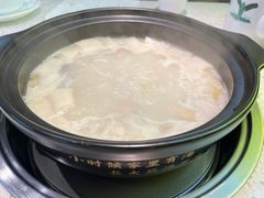 竹笙王猪肚鸡-顺德公广东猪肚鸡·煲仔饭(白石洲店)